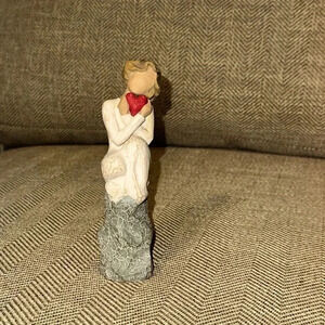 2012 willow tree figurine Always i feel the strength of your love decor accent